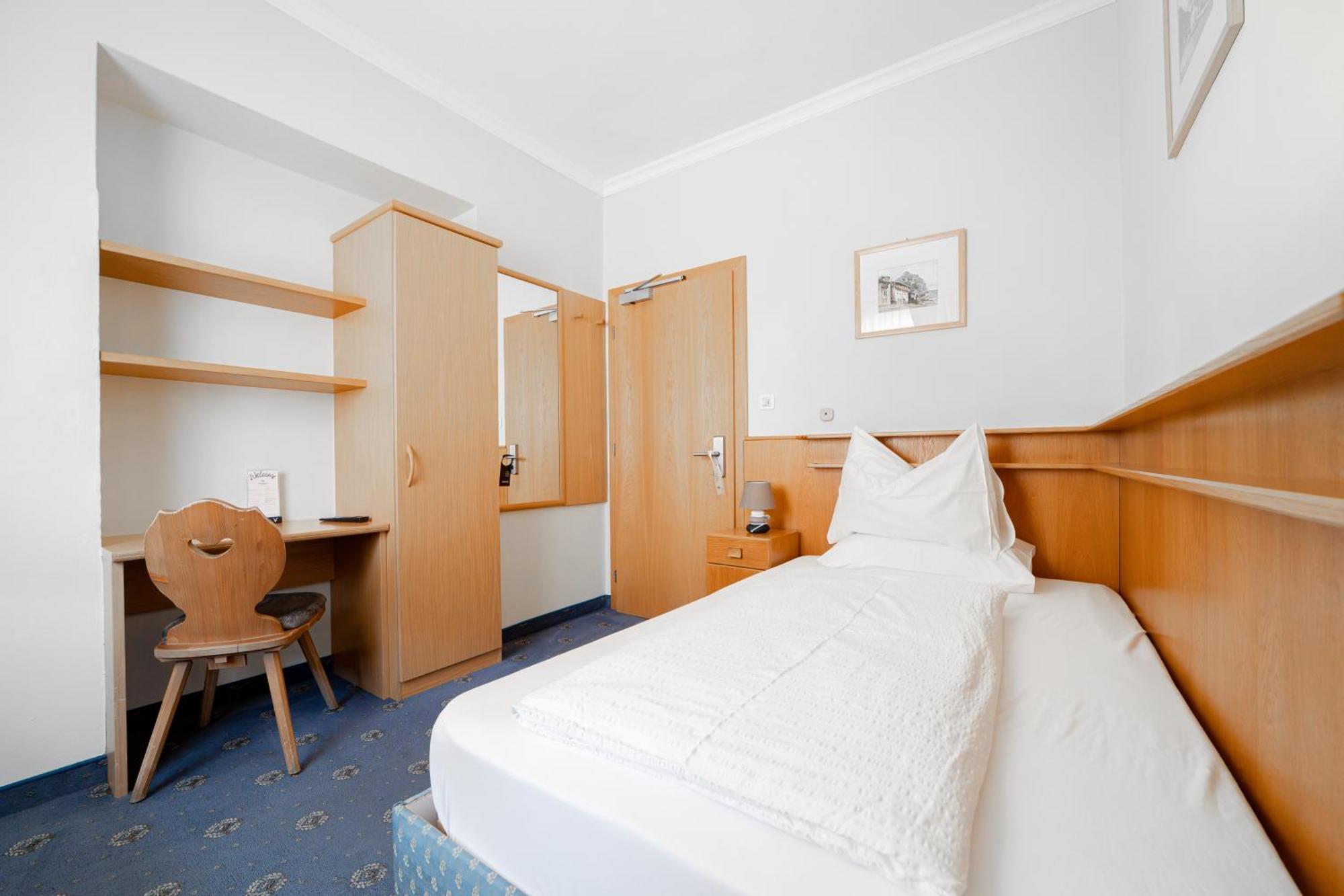 Hotel Europa Dolomites Selva di Val Gardena Luaran gambar